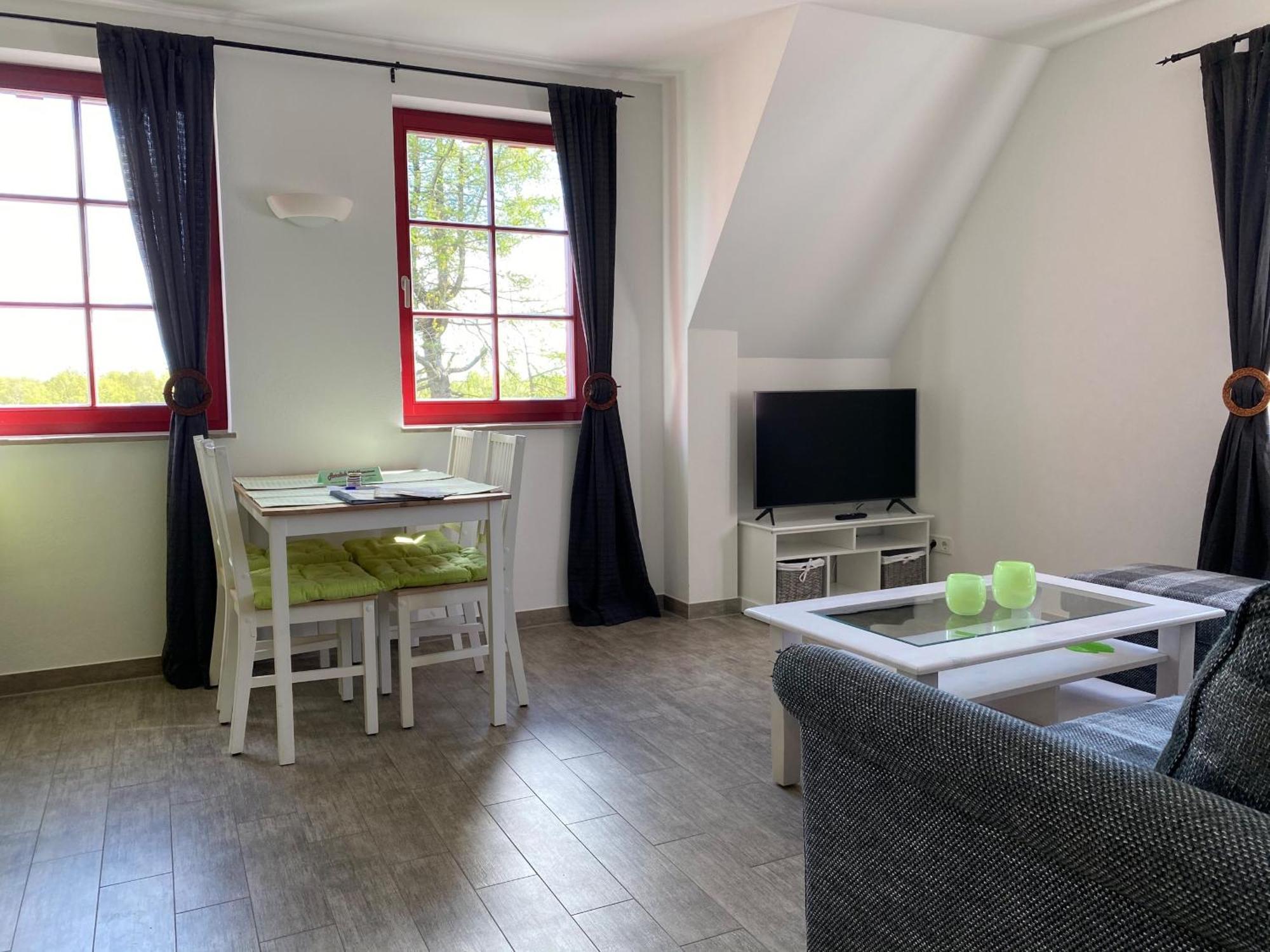 Zur Bergwiese 5 Sterne Appartementhaus Furstenau  객실 사진